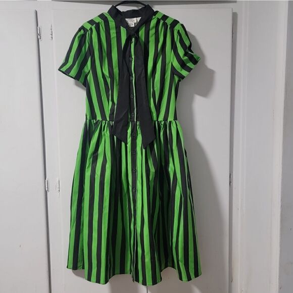 1950s Style Green & Black Striped Cora Swing Dress - Picture 4 of 6